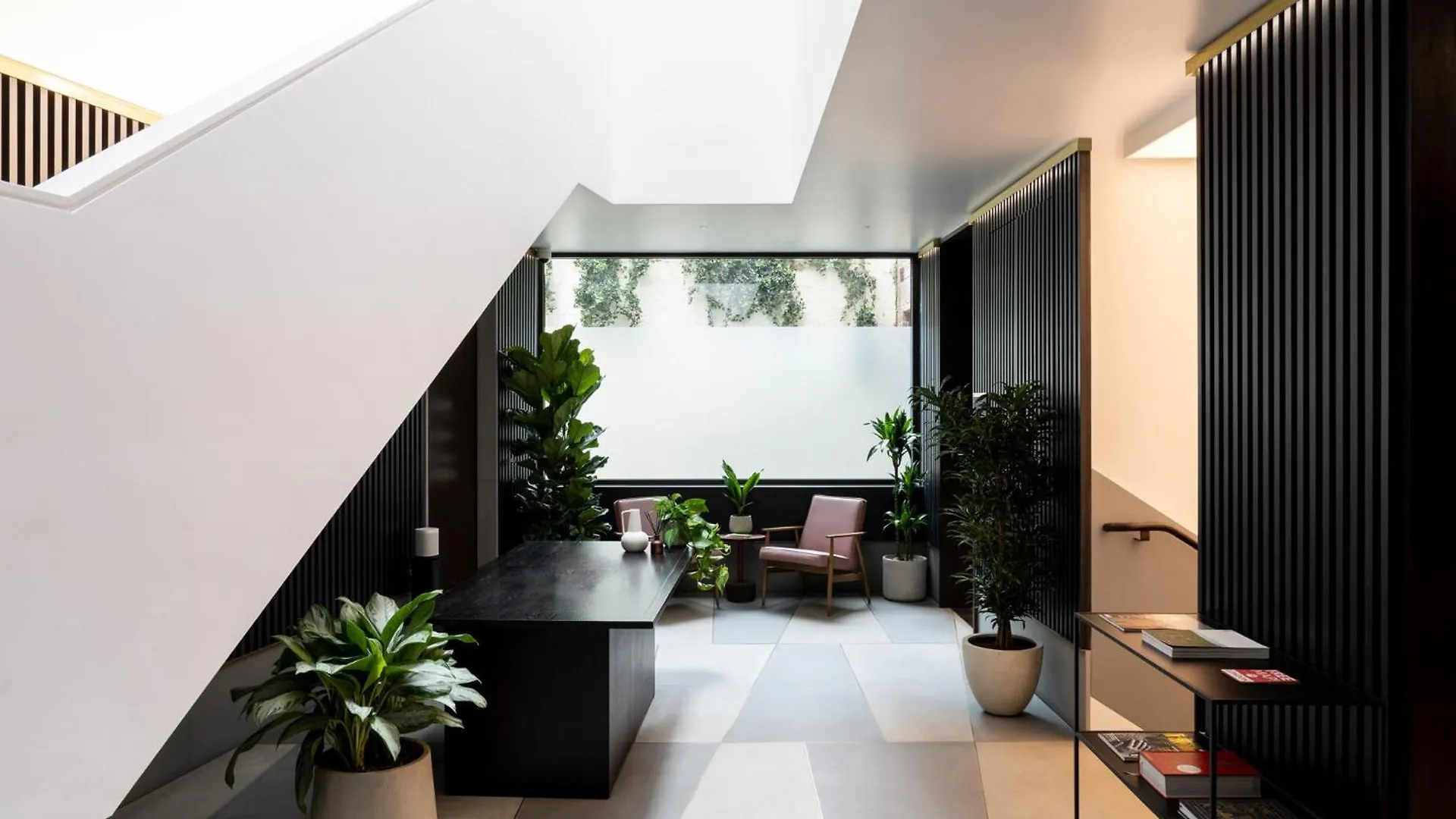 The Moorgate By Cove Aparthotel London 4*,